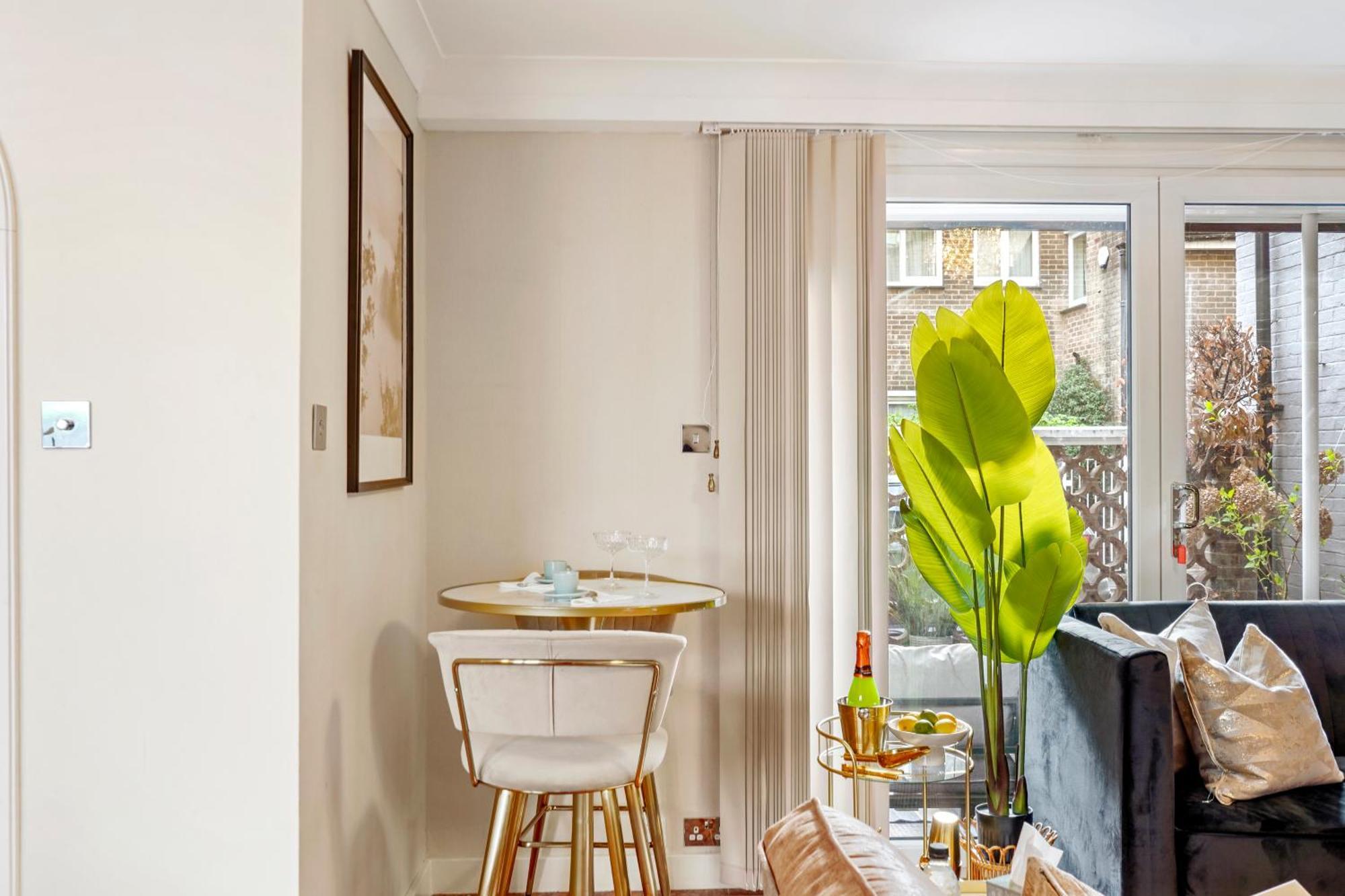 Vila Mews House London With Private Patio & Parking Exteriér fotografie